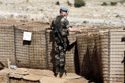 © Sebastien Nogier/IP3; Liban le 30 mai 2008 - Le bataillon Francais de la FINUL (Force Interimaire des Nations Unies au Liban) patrouille au sud Liban.The French battalion of the UNIFIL (United Nations Interim Force in Lebanon) patrols in the South Lebanon.